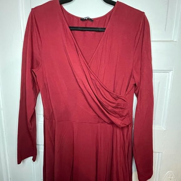 Red Cotton Long Sleeve Plus Size V Neck Dress - Picture 4 of 14